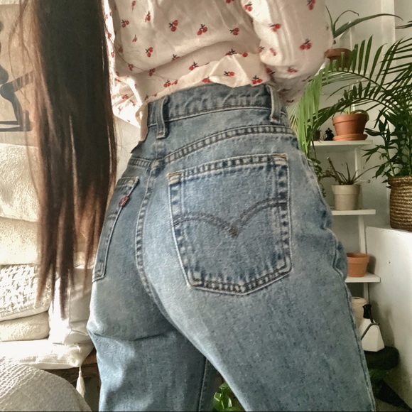 ❌SOLD❌ VTG Levi’s 512 Blue Wash 7M Waist 26” - Picture 2 of 9